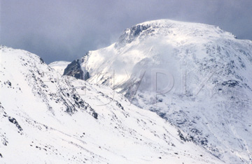 Comp image : ld02117 : Green Gable and Windy Gap under snow, seen from Sprinkling Tarn in the English lake District