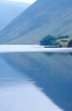 Comp image : ld05308 : Delicate autumn reflection of the English Lake District fells in the still surface of Crummock Water, near Buttermere